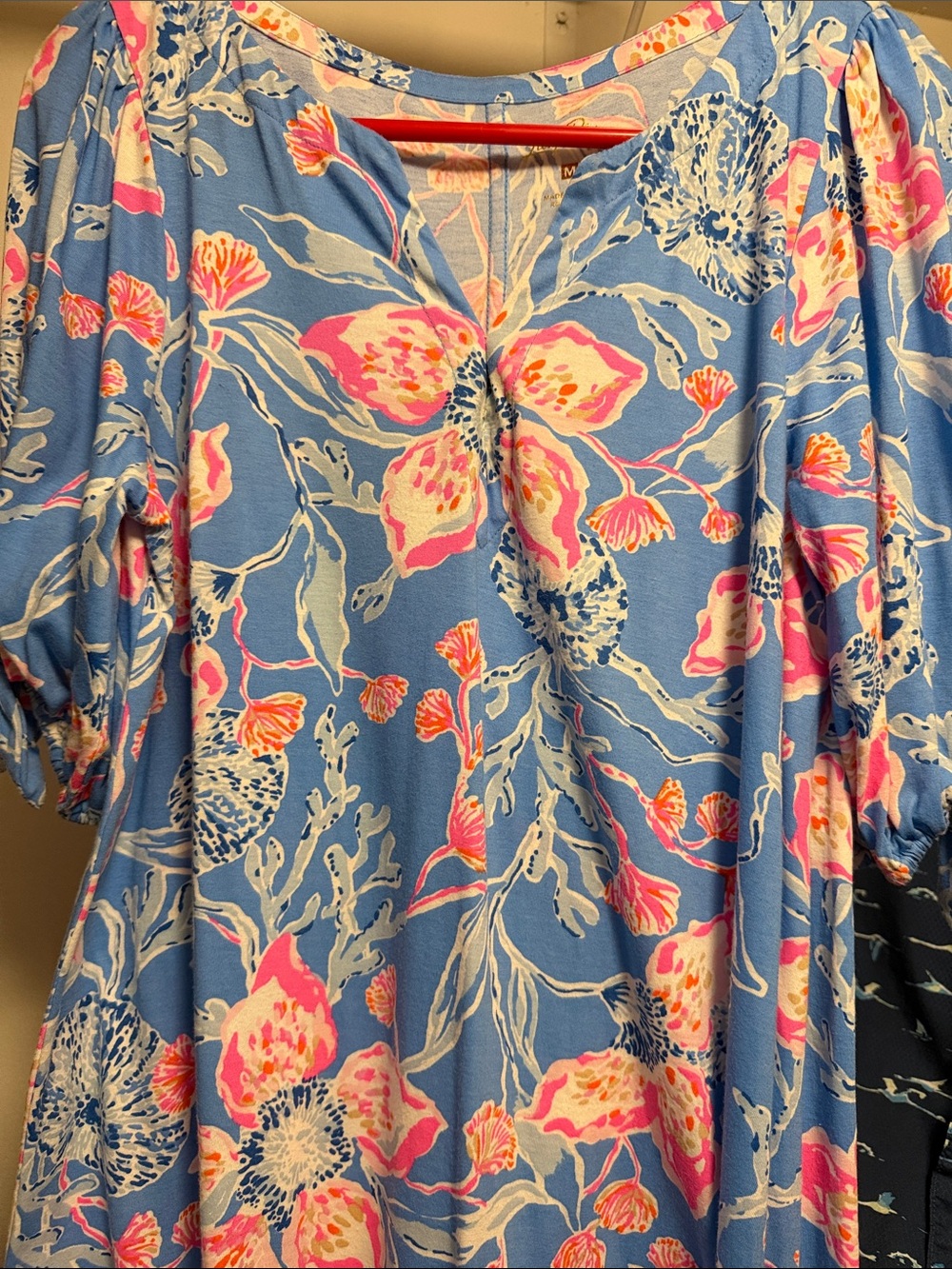 Lilly Pulitzer Blue Floral V-Neck Puff Sleeve Tunic with Pink Accents
